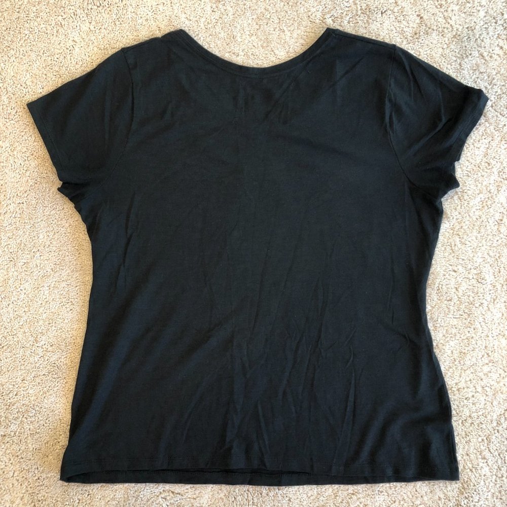 Hanes Live Love Comfort Black Striated V-neck Cap Short-Sleeve Women's Tee Top - Picture 3 of 8
